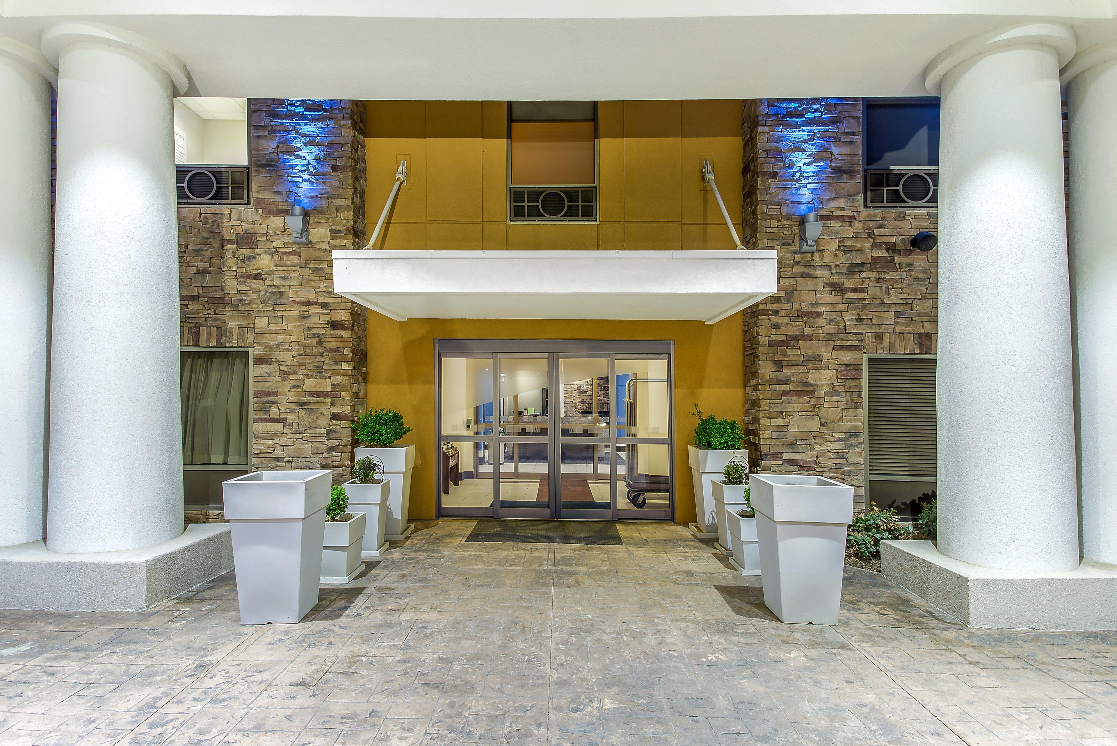 Holiday Inn Express & Suites Morristown By Ihg Экстерьер фото